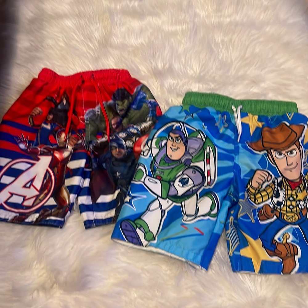Boys 2pk Swim Trunks size 5/6